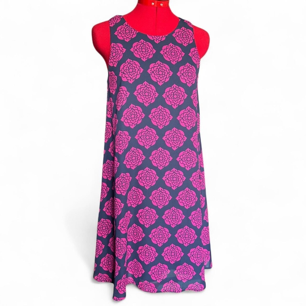 Hatley pink and navy floralâ shift dress with bow tie detail in back size XS